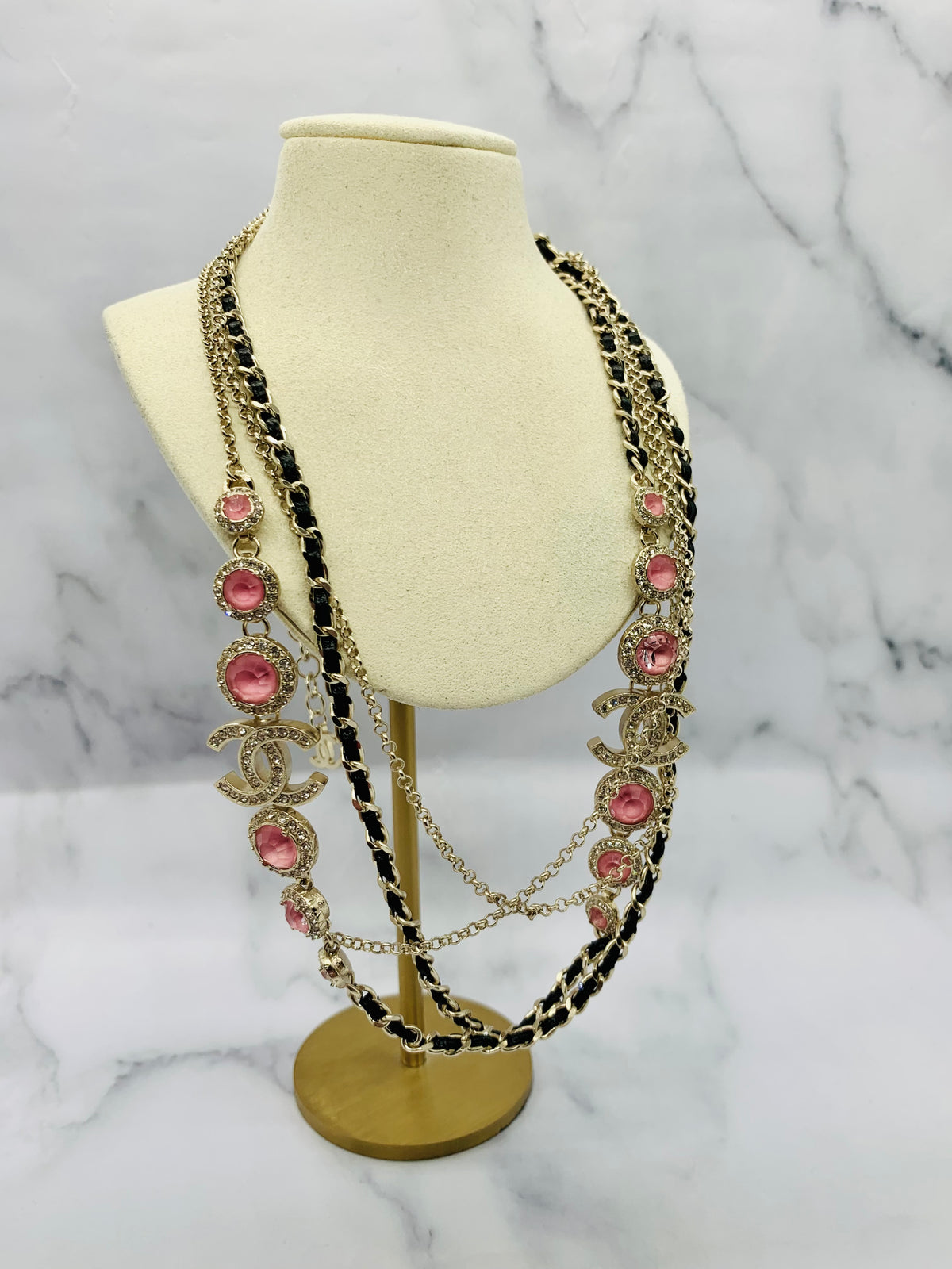 CHANEL CC Pink Stone Strand Necklace - Pre owned