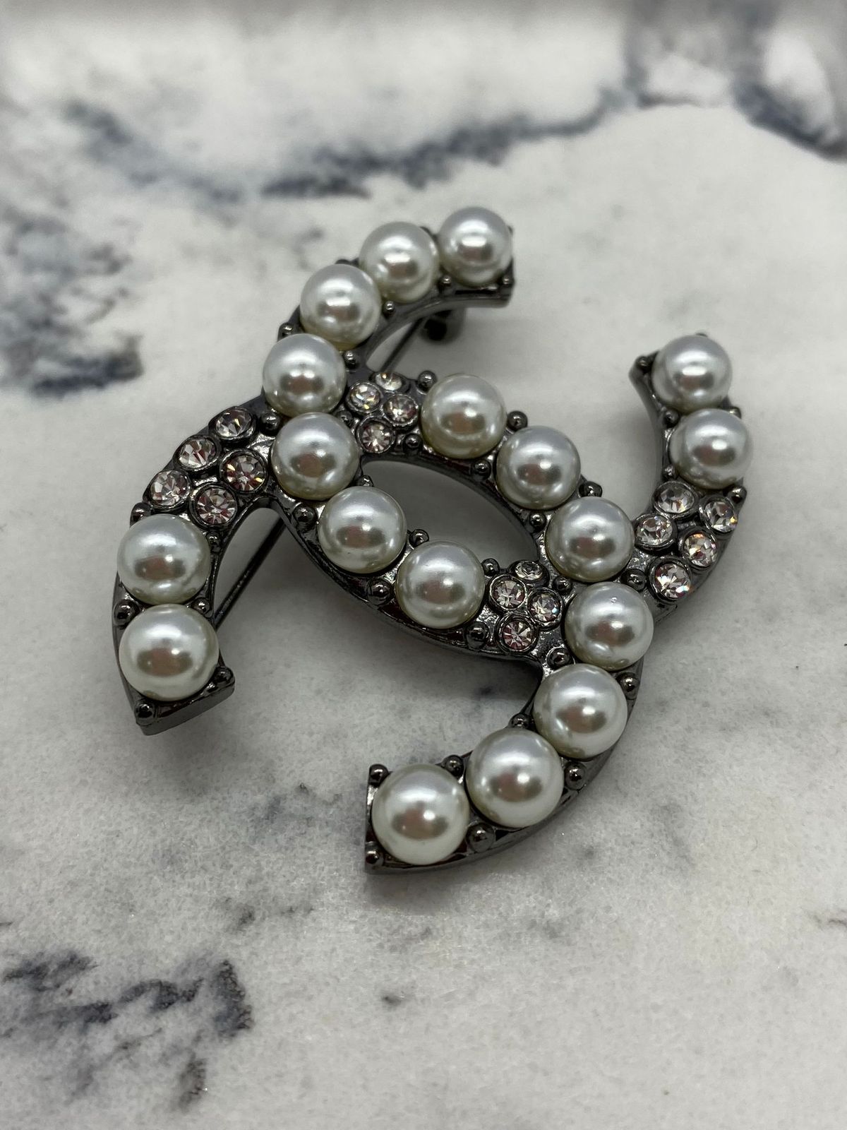 CHANEL CC Pewter Tone Brooch Pin - Pre owned