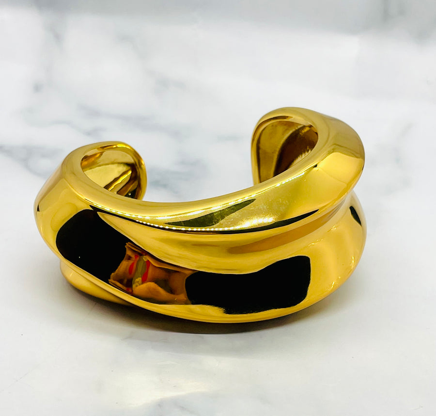 YSL YVES SAINT LAURENT Gold Tone Cuff Bracelet - Pre owned