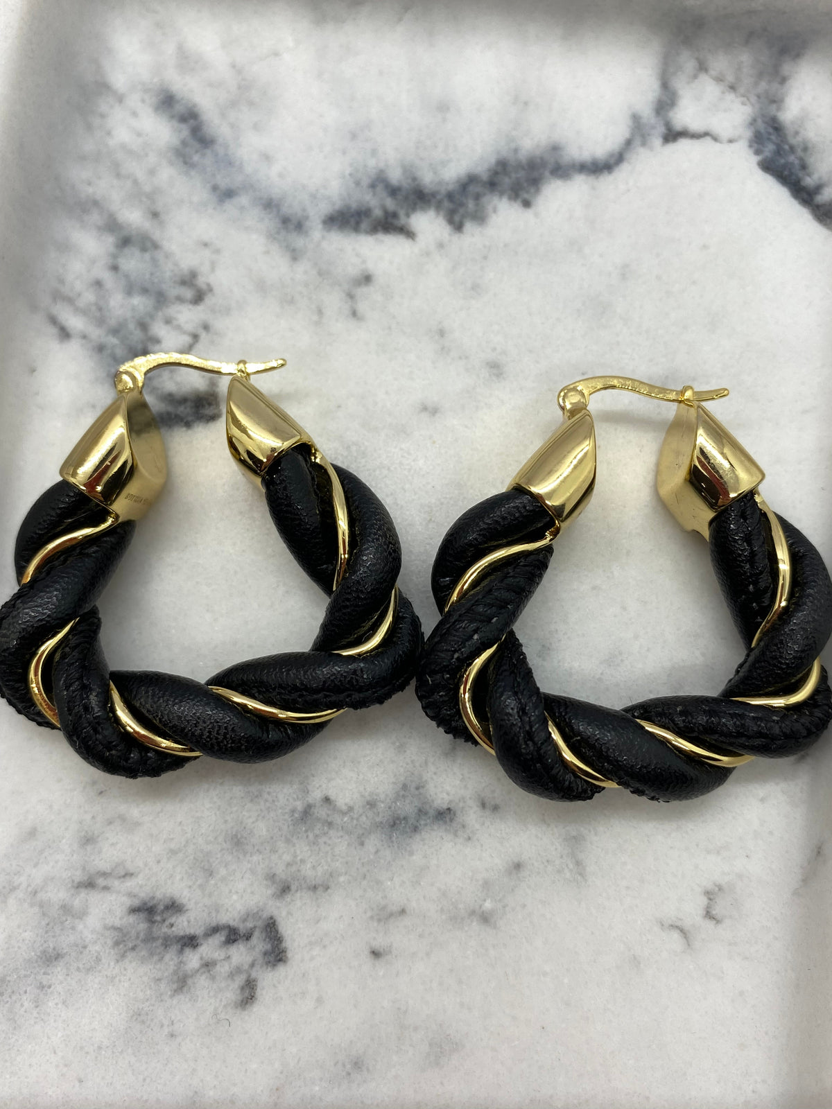 BOTTEGA VENETA Leather Hoop Earrings - Pre-Owned — 2
