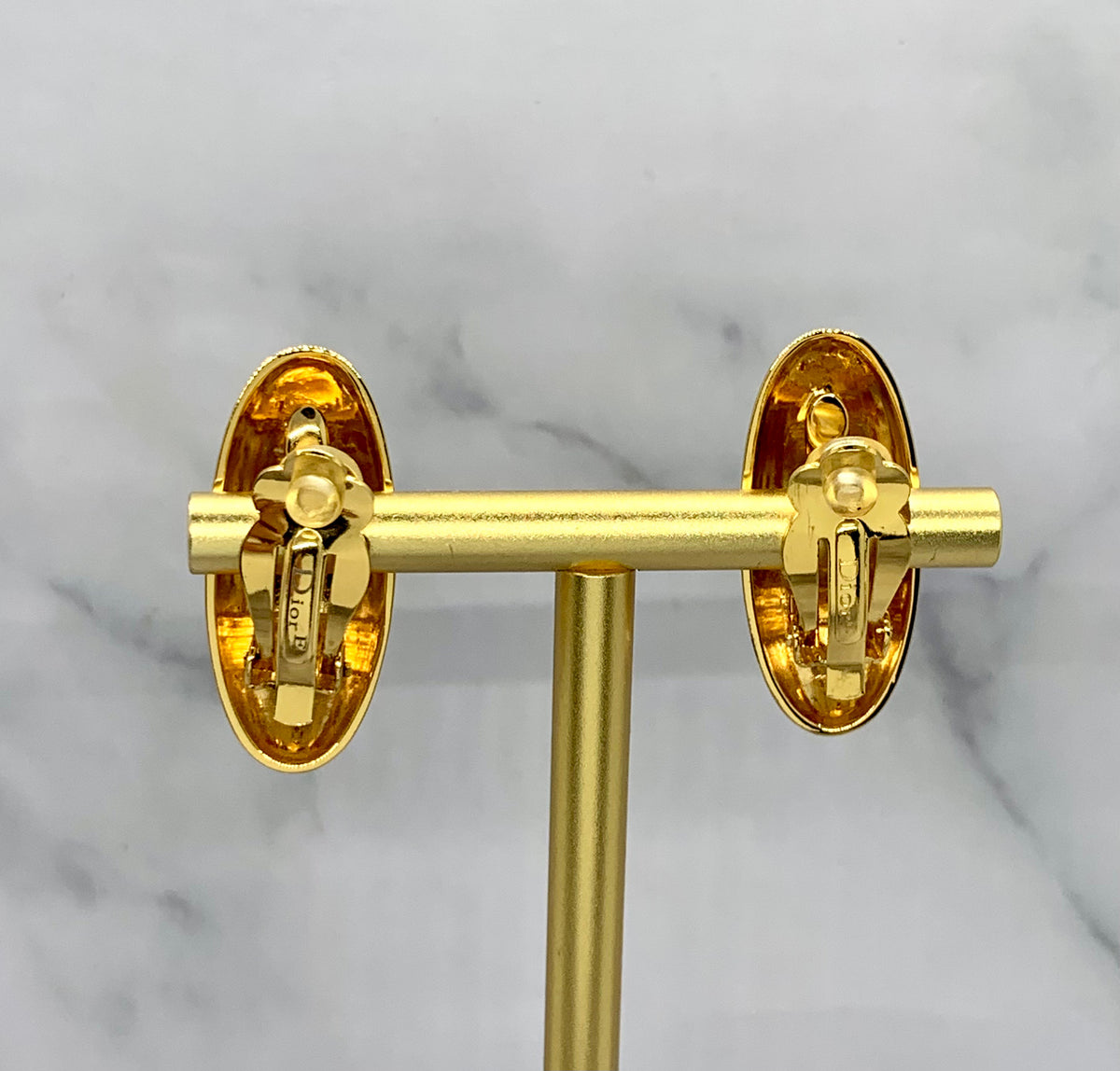 CHRISTIAN DIOR Gold Tone Clip On Earrings - Pre-Owned — 3