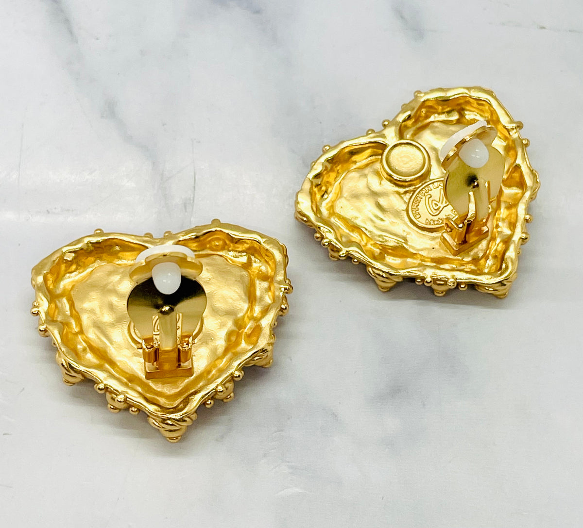 CHRISTIAN LACROIX Black Velvet Heart Earrings - Pre-Owned / MK6406 — 2