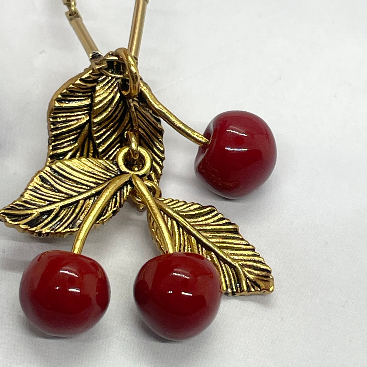 YSL YVES SAINT LAURENT Cherry Pendant Necklace - Pre-Owned — 6