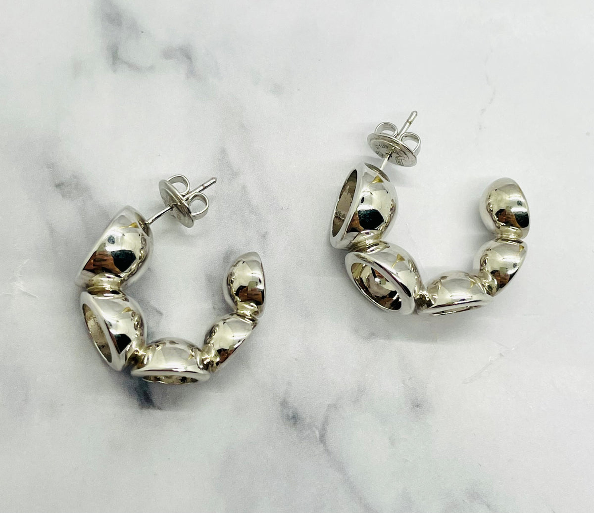 BOTTEGA VENETA Silver Bubble Hoop Earrings - Pre-Owned / MJ6384 — 1