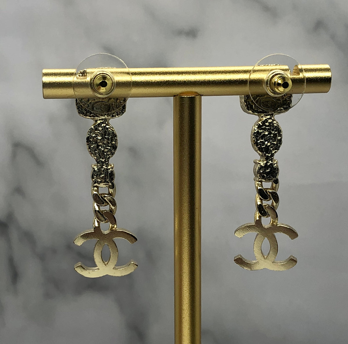 CHANEL CC Rhinestone Pendant Earrings - Pre-Owned — 3