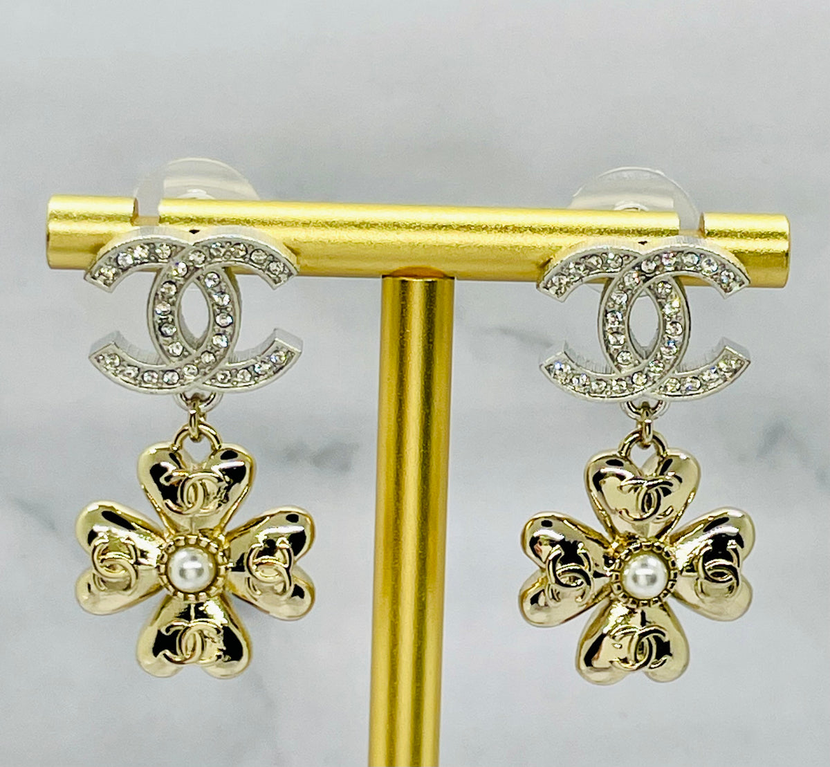 CHANEL CC Rhinestone Floral Pendant Earrings - Pre-Owned — 7