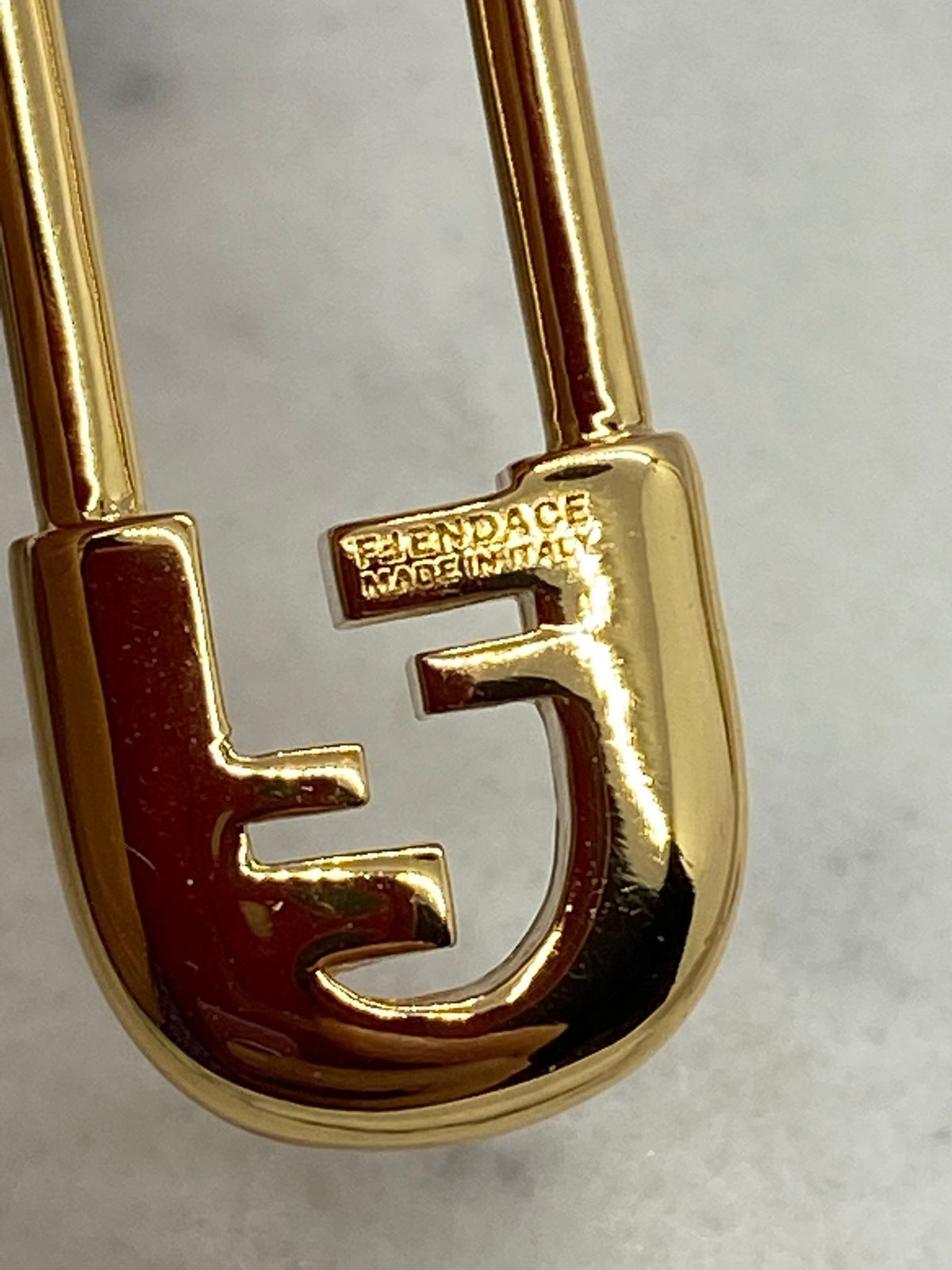 FENDACE Versace x Fendi Single Gold Safety Pin Earring - Pre-Owned — 4