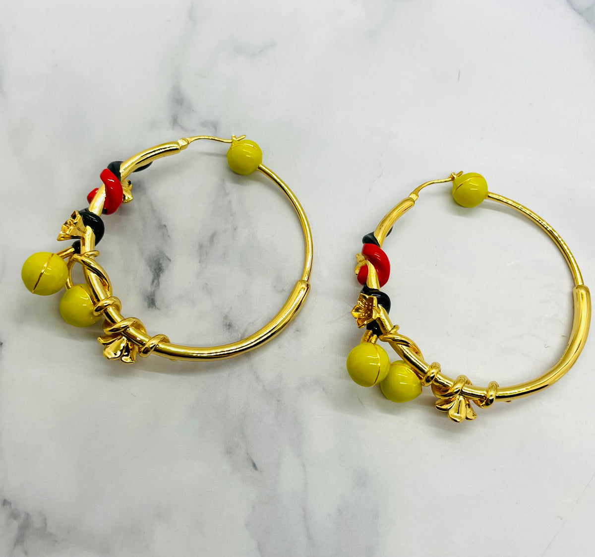 BOTTEGA VENETA Flower Trim Hoop Earrings - Pre-Owned — 1