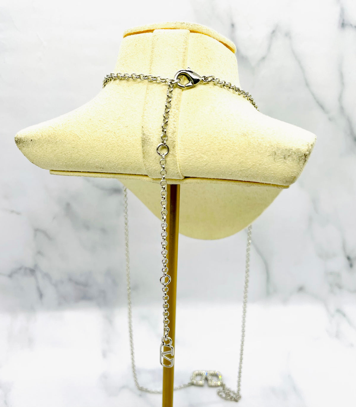 VALENTINO V Rhinestone Monogram Necklace - Pre-Owned — 3