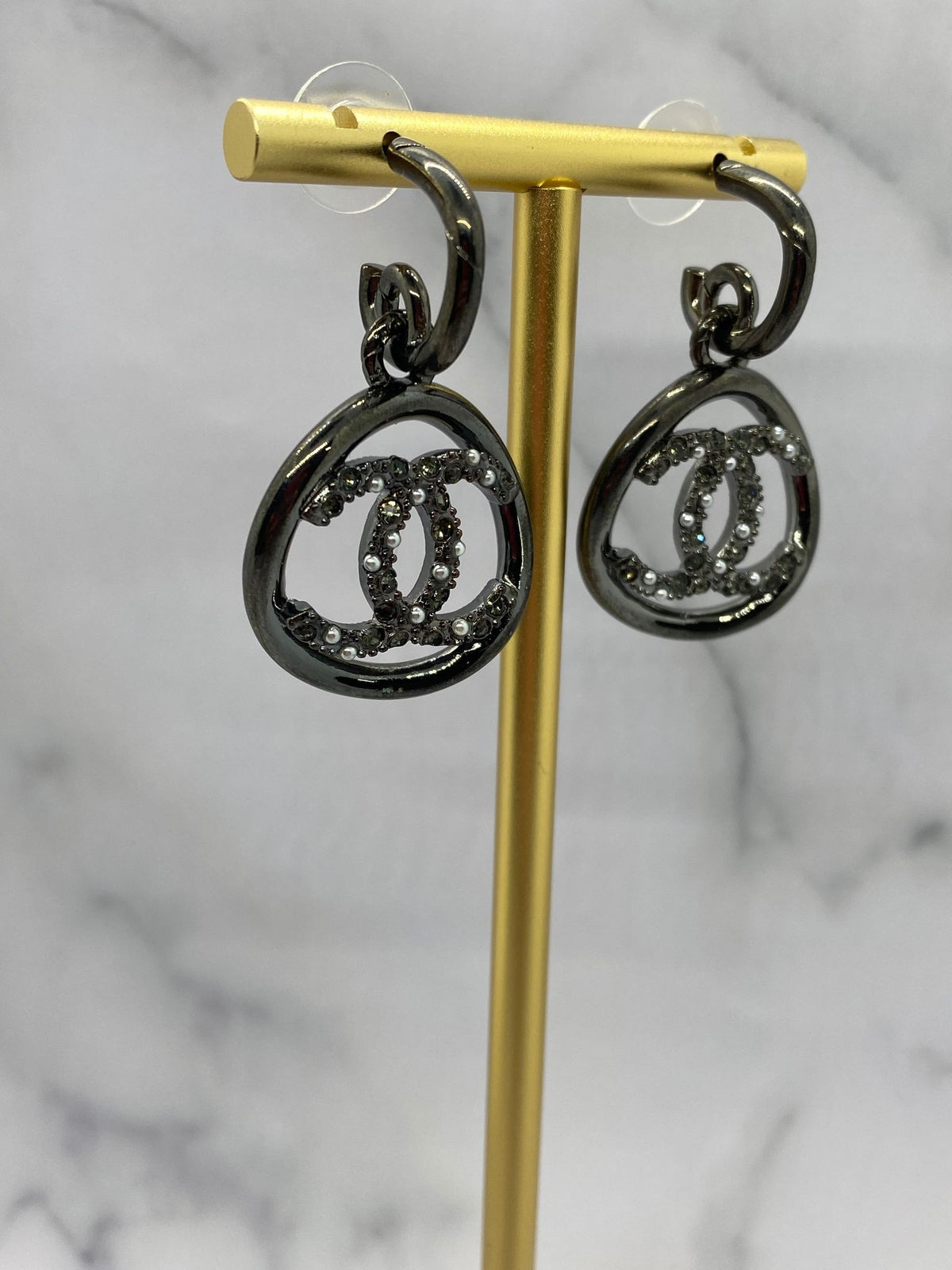 CHANEL CC Black Rhinestone Pendant Earrings - Pre-Owned — 2