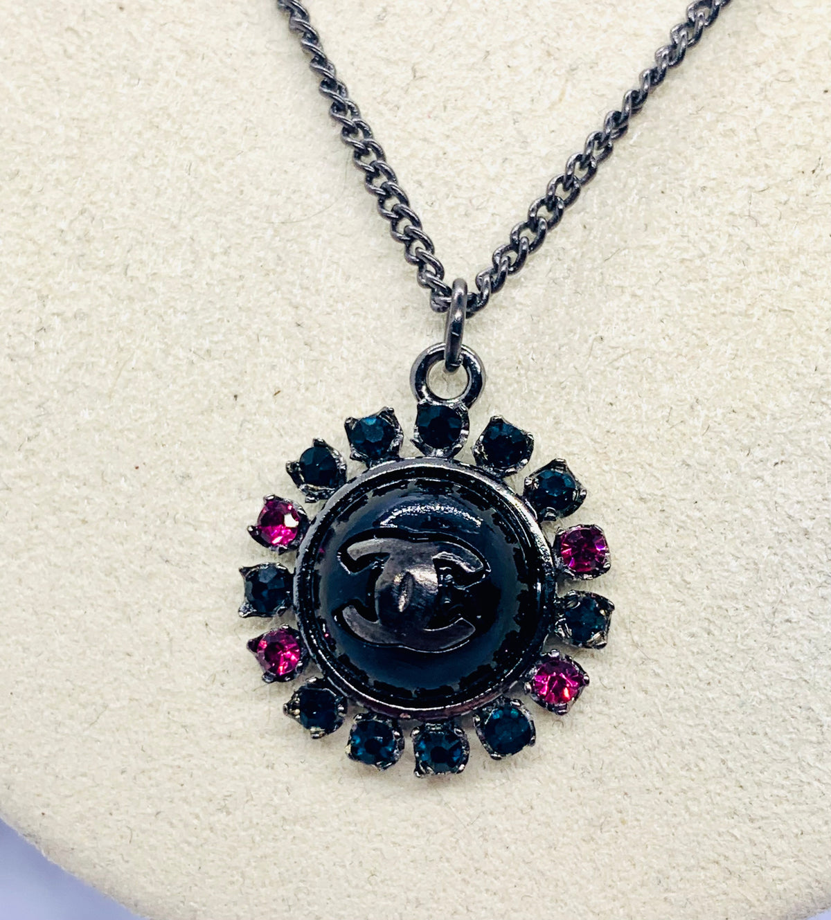 CHANEL CC Dark Rhinestone Charm Necklace - Pre-Owned — 6