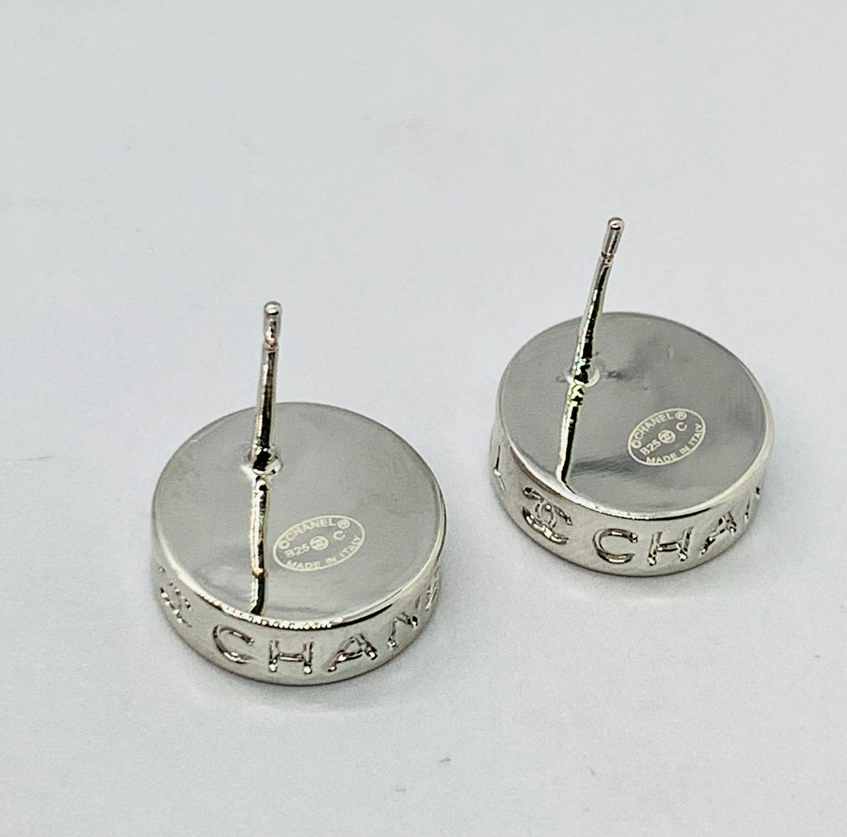 CHANEL CC Silver Tone Button Earrings - Pre-Owned