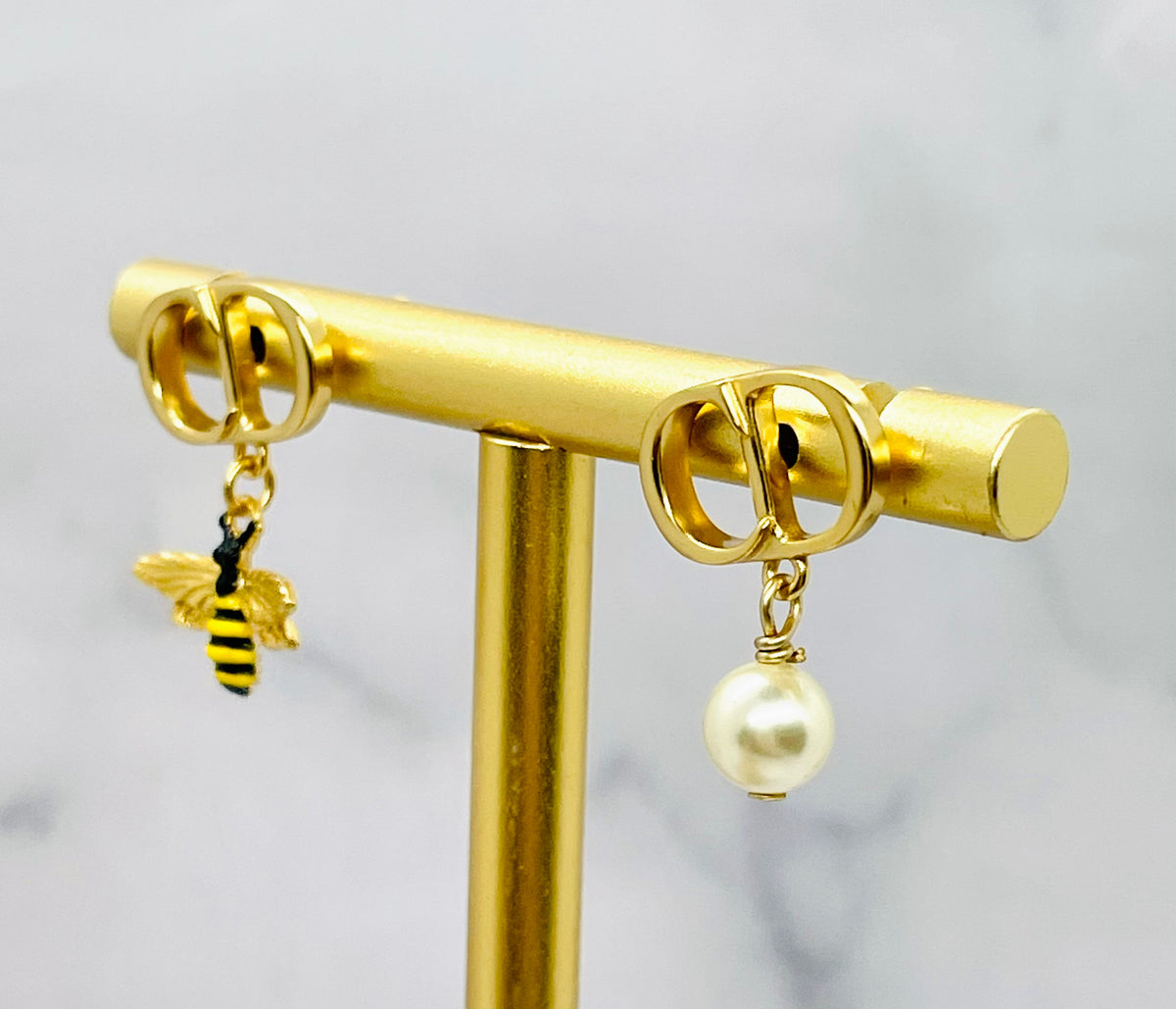 CHRISTIAN DIOR CD Bee & Pearl Asymmetric Earrings - Pre-Owned — 5
