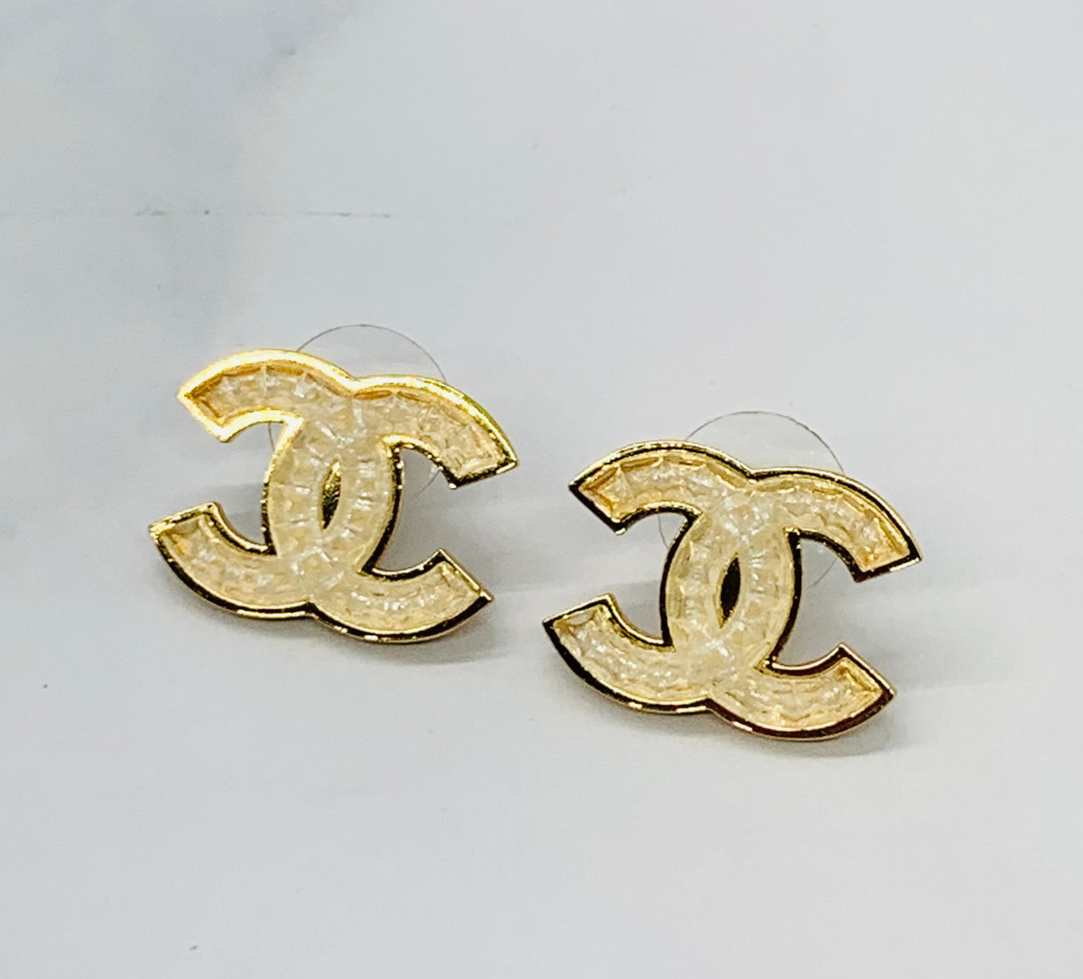 CHANEL CC Gold Tone Enamel Earrings - Pre-Owned