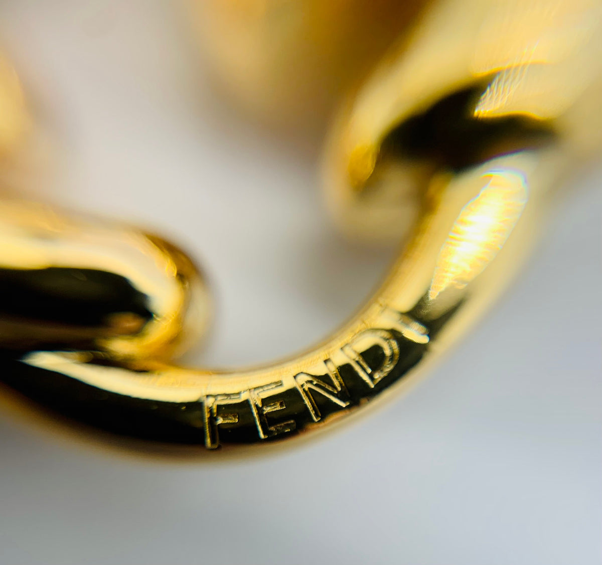 FENDI Filo Gold Tone Earrings - Pre-Owned — 6