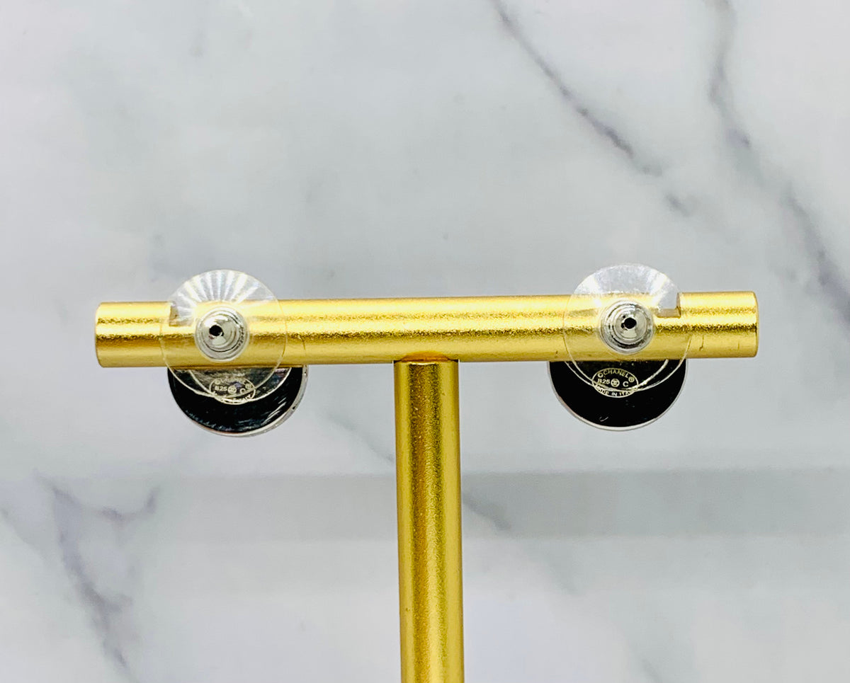 CHANEL CC Silver Tone Button Earrings - Pre-Owned