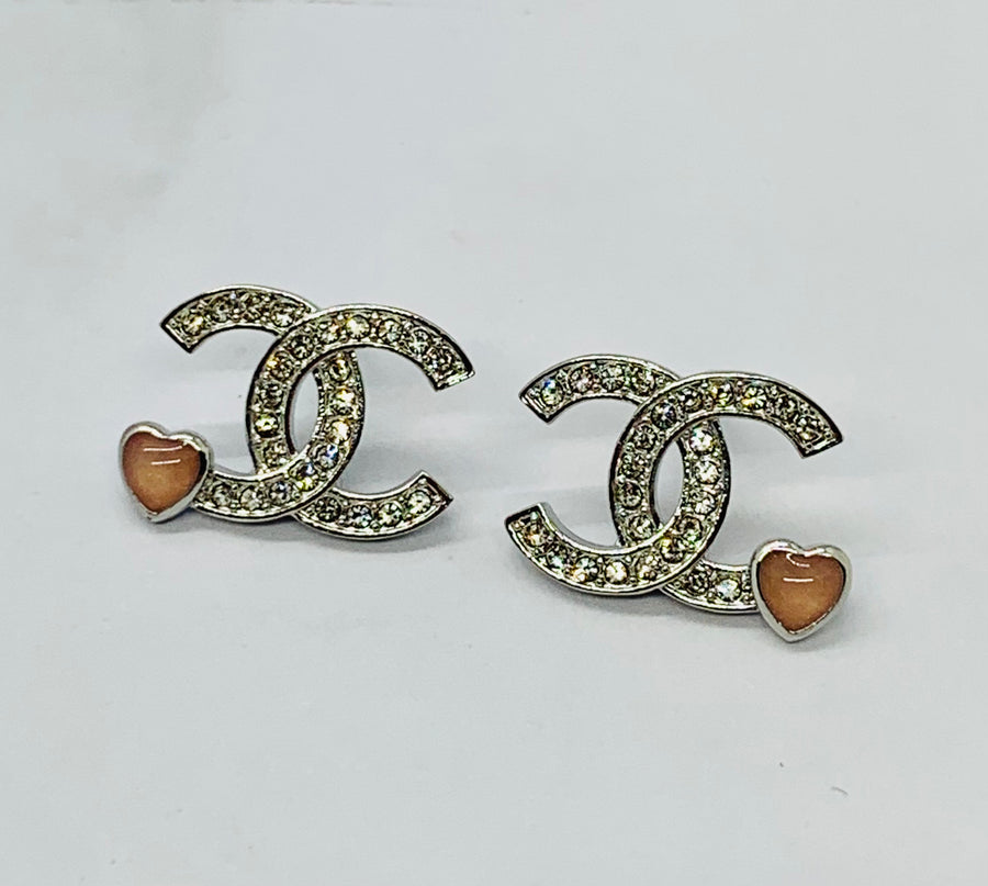 CHANEL CC Rhinestone Heart Earrings - Pre-Owned — 1