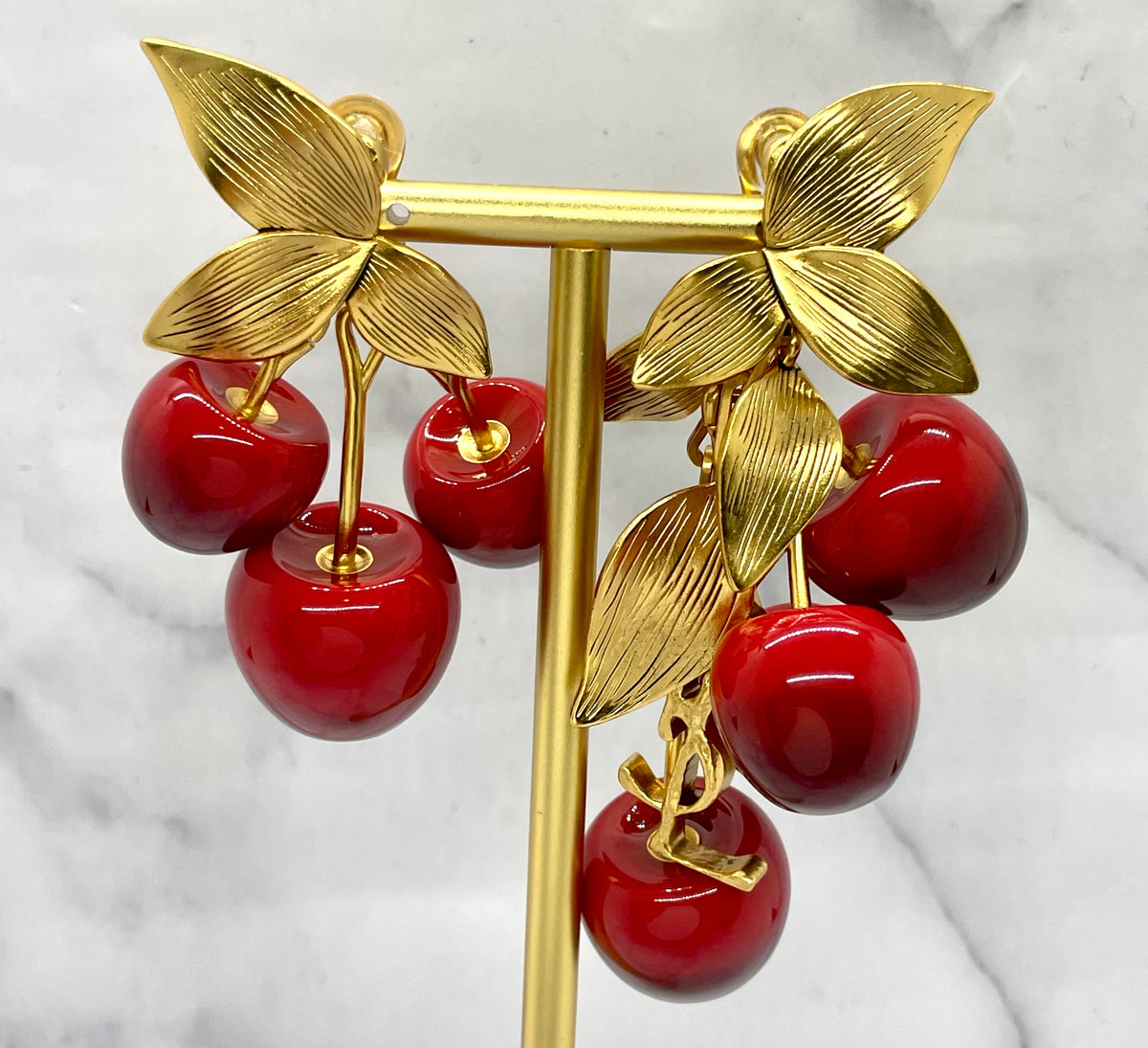 YSL YVES SAINT LAURENT Cherry Statement Clip-On Earrings - Pre-Owned / MK6405