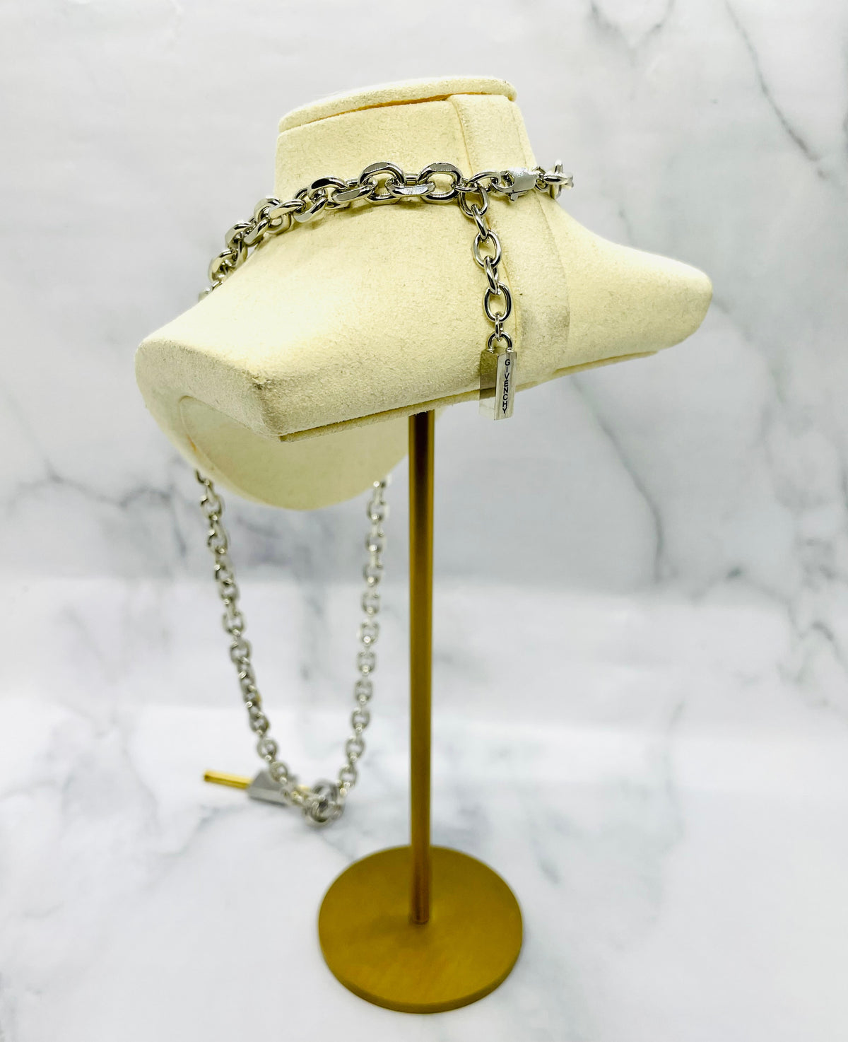GIVENCHY Monogram Key Chain Necklace - Pre-Owned — 3