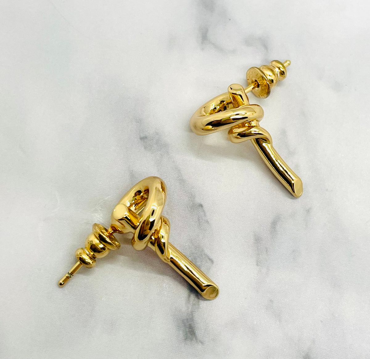 FENDI Filo Gold Tone Knot F Earrings - Pre-Owned — 3