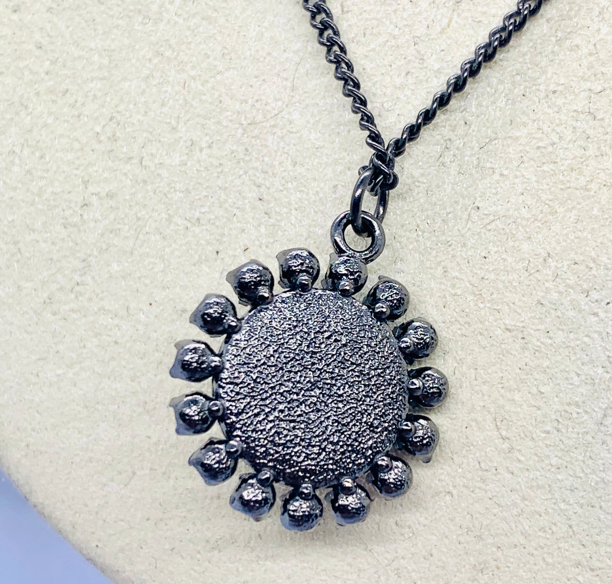 CHANEL CC Dark Rhinestone Charm Necklace - Pre-Owned — 7