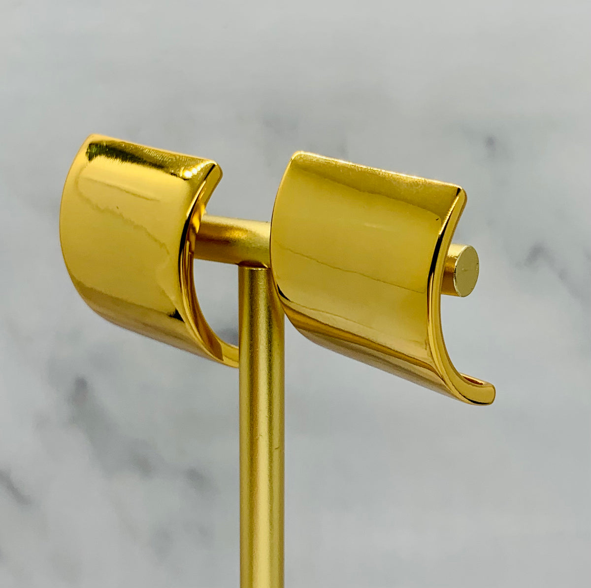 KHAITE Gold Tone Square Earrings - Pre owned