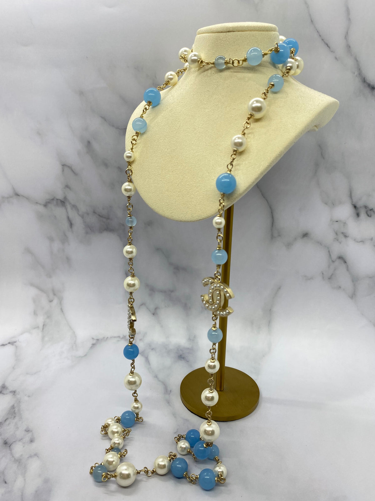 Auth CHANEL CC Blue & Pearl Long Necklace - Pre owned