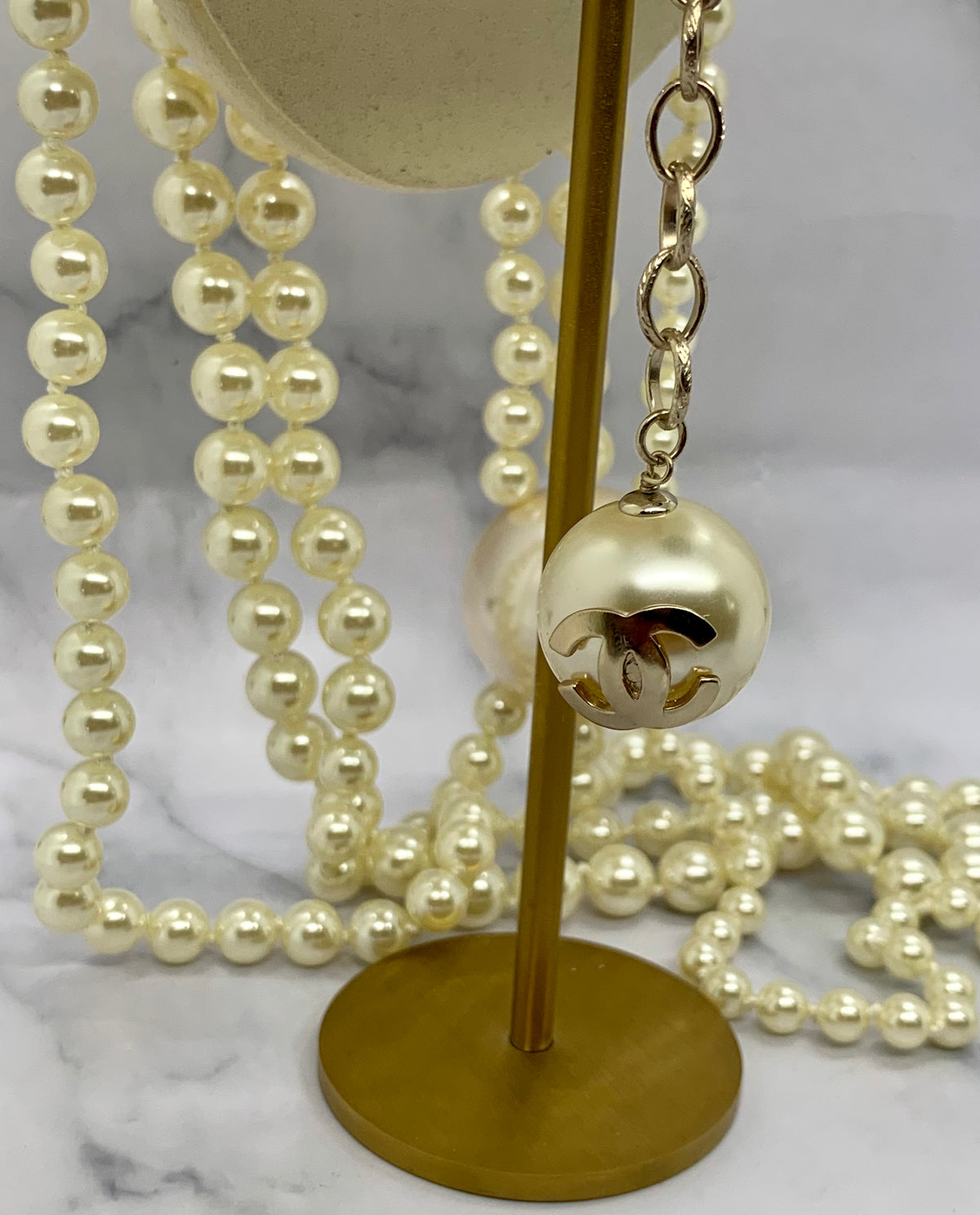 CHANEL CC Giant Pearl Runway Statement Necklace - DAMAGED