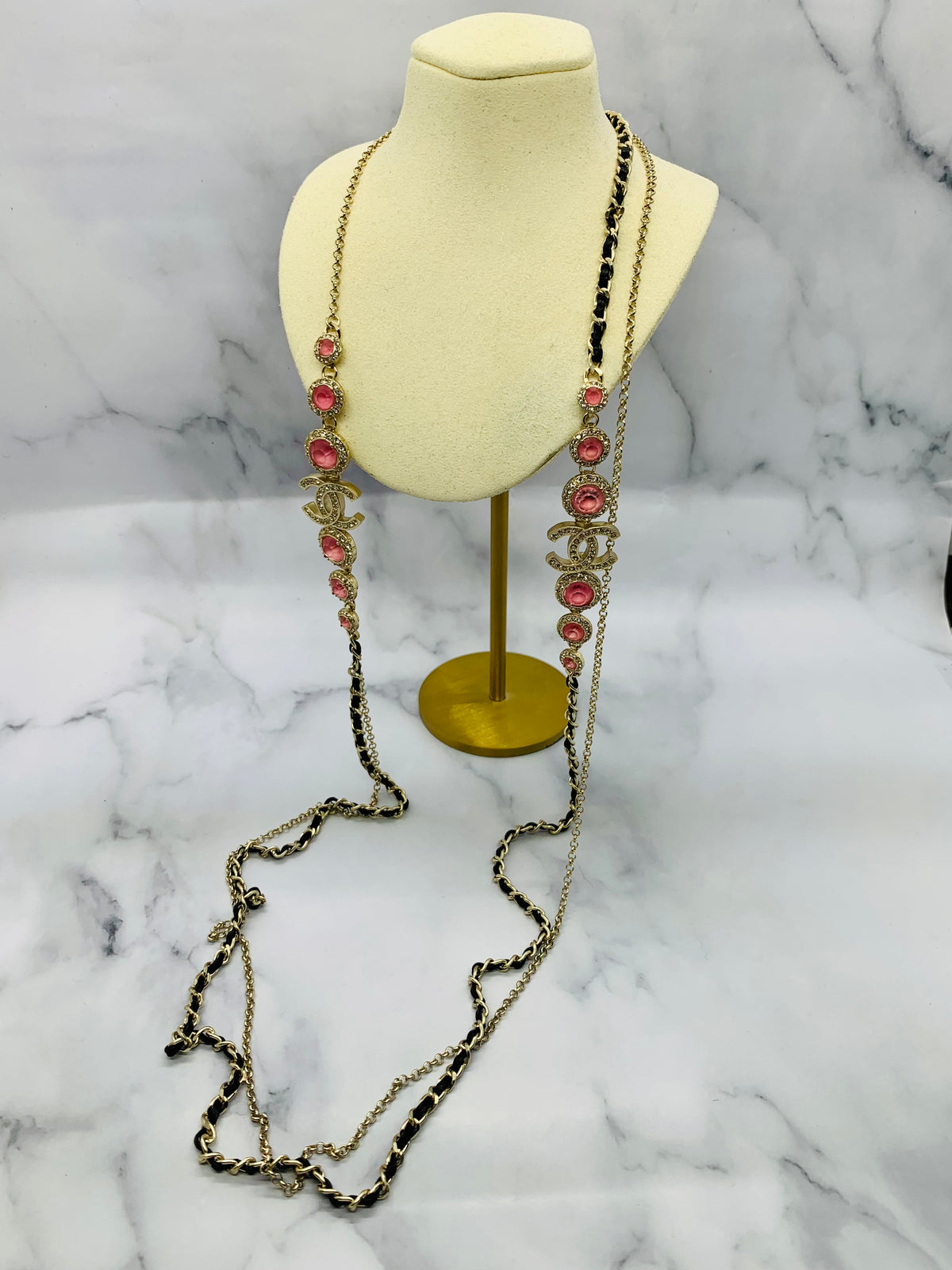 CHANEL CC Pink Stone Strand Necklace - Pre owned