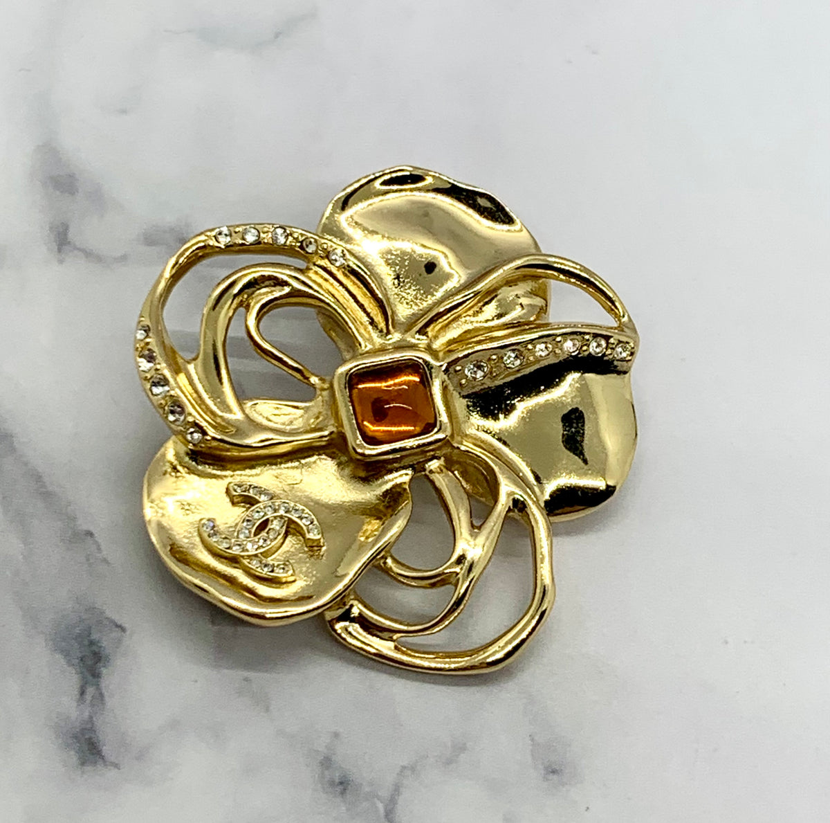 CHANEL CC Camelia Brooch Pin - Pre owned
