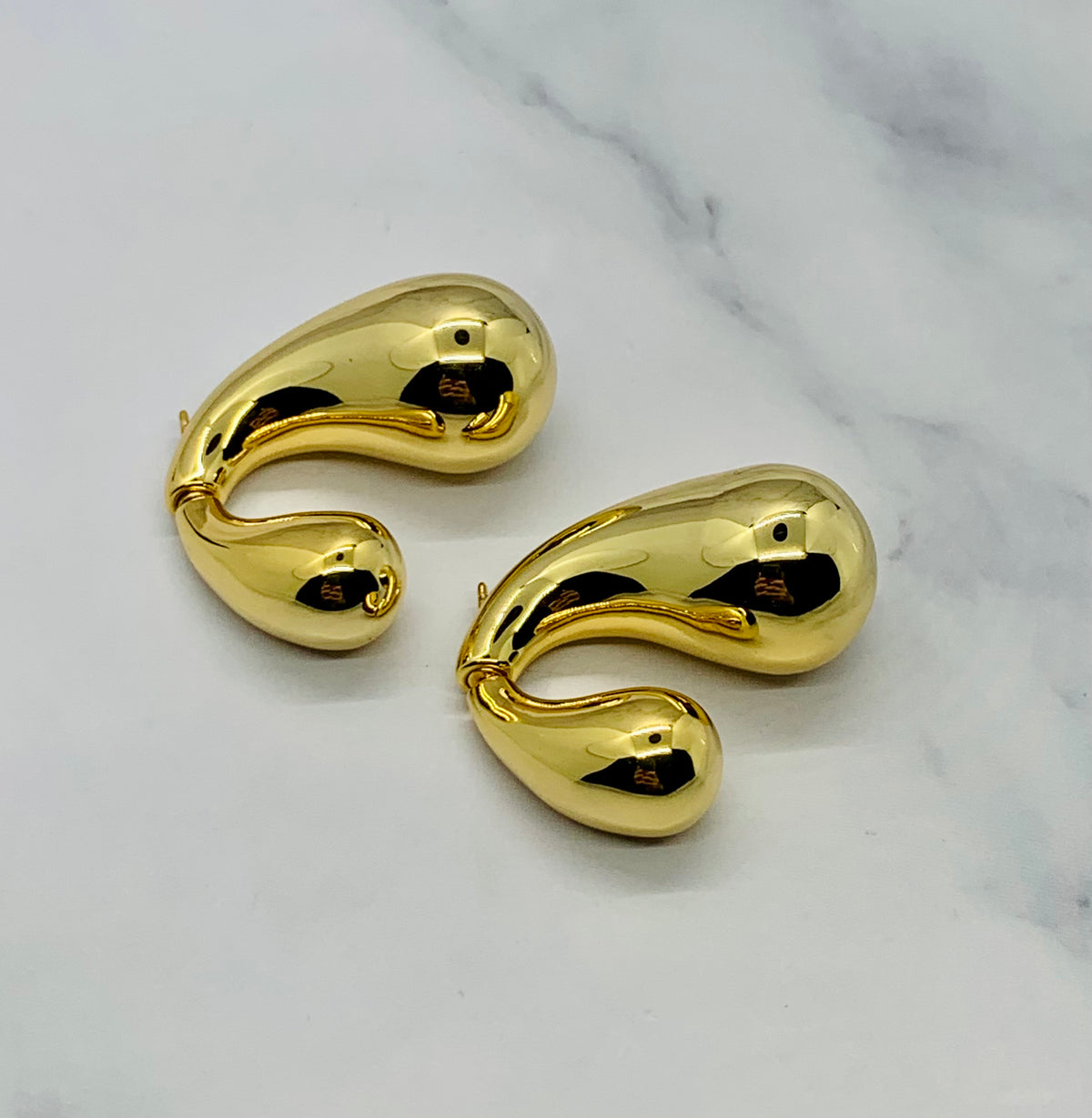 BOTTEGA VENETA Gold Tone Earrings - Pre owned