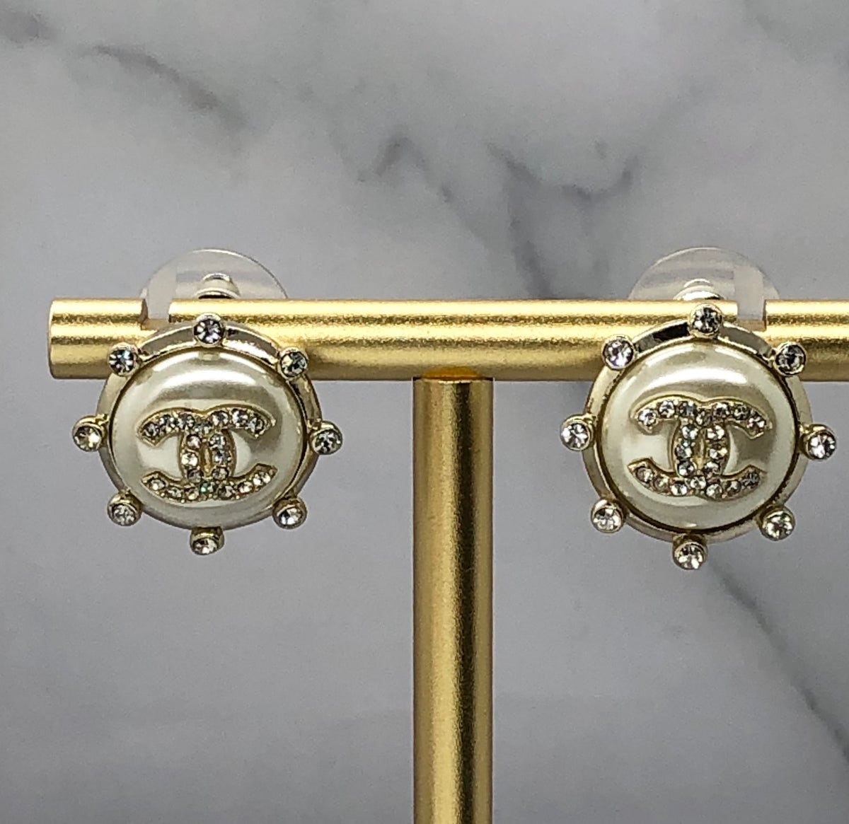 CHANEL CC Pearl Rhinestone Earrings - Pre owned