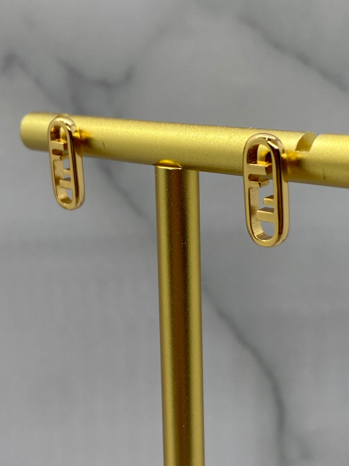 FENDI F Gold Tone Small Earrings - Pre owned