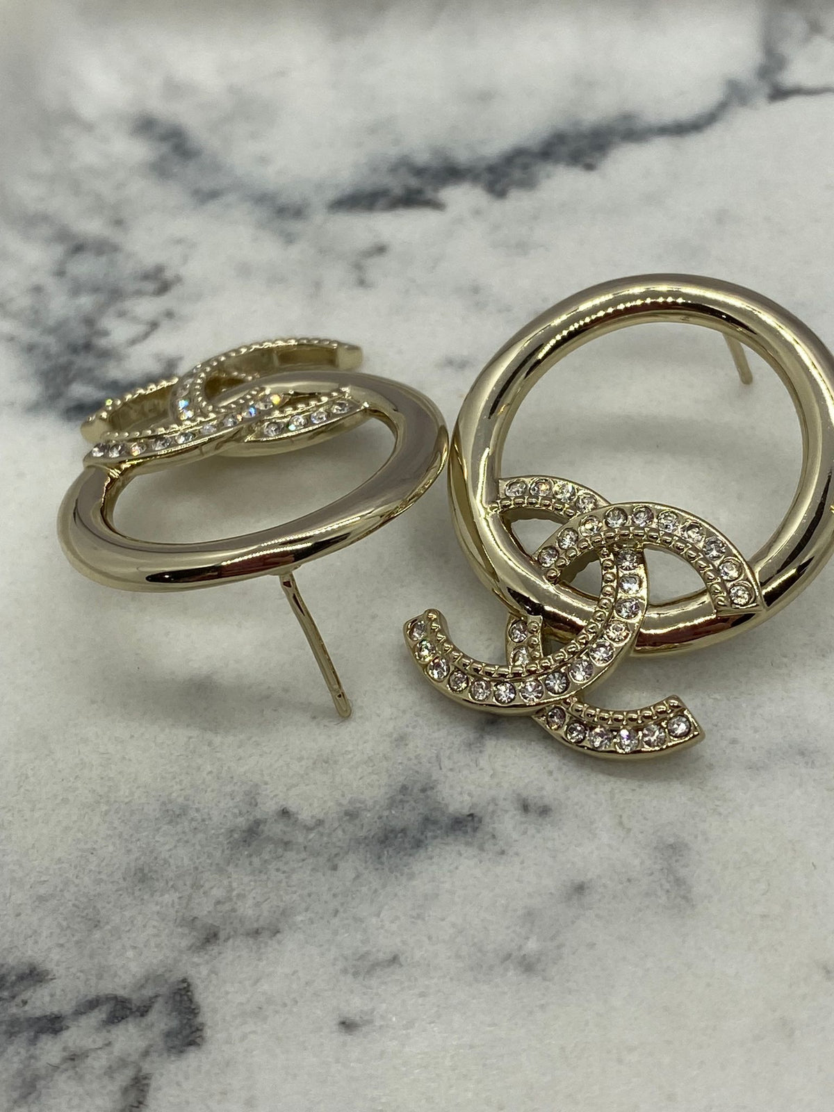 Auth CHANEL CC Circle Rhinestone Earrings - Pre owned