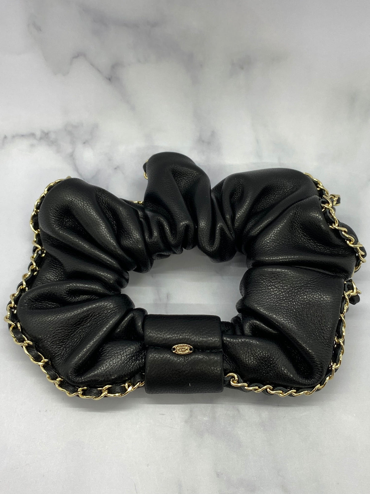 CHANEL CC Black Leather Chain Hair Scrunchy - Pre owned