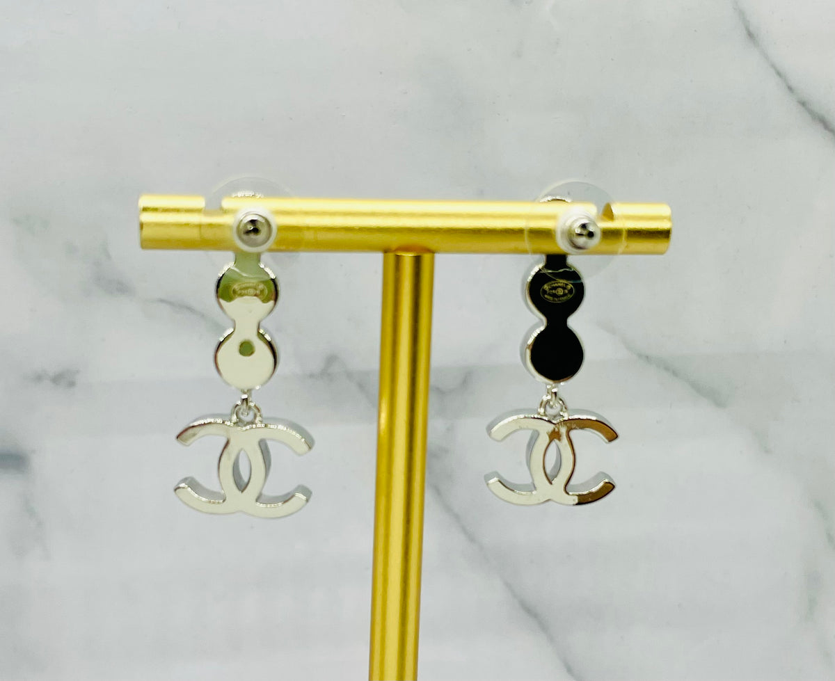 CHANEL CC Rhinestone Pendant Earrings - Pre owned