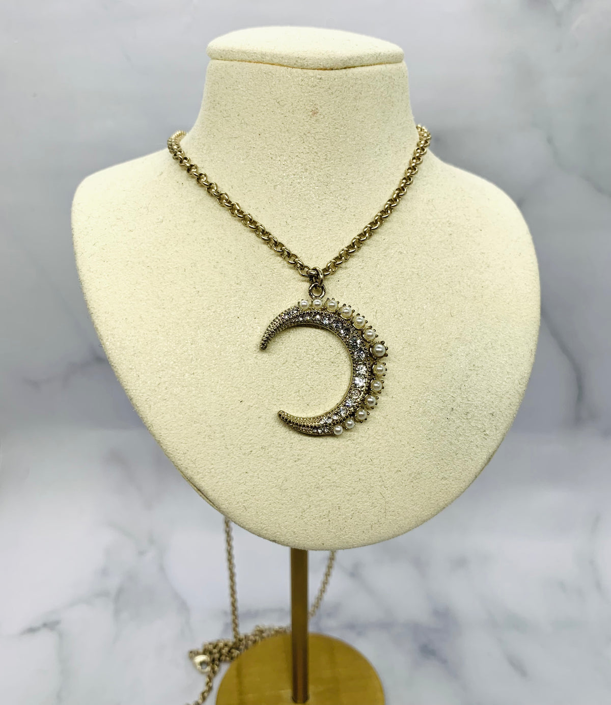 CHANEL CC 2014 Crescent Moon Necklace - Pre owned