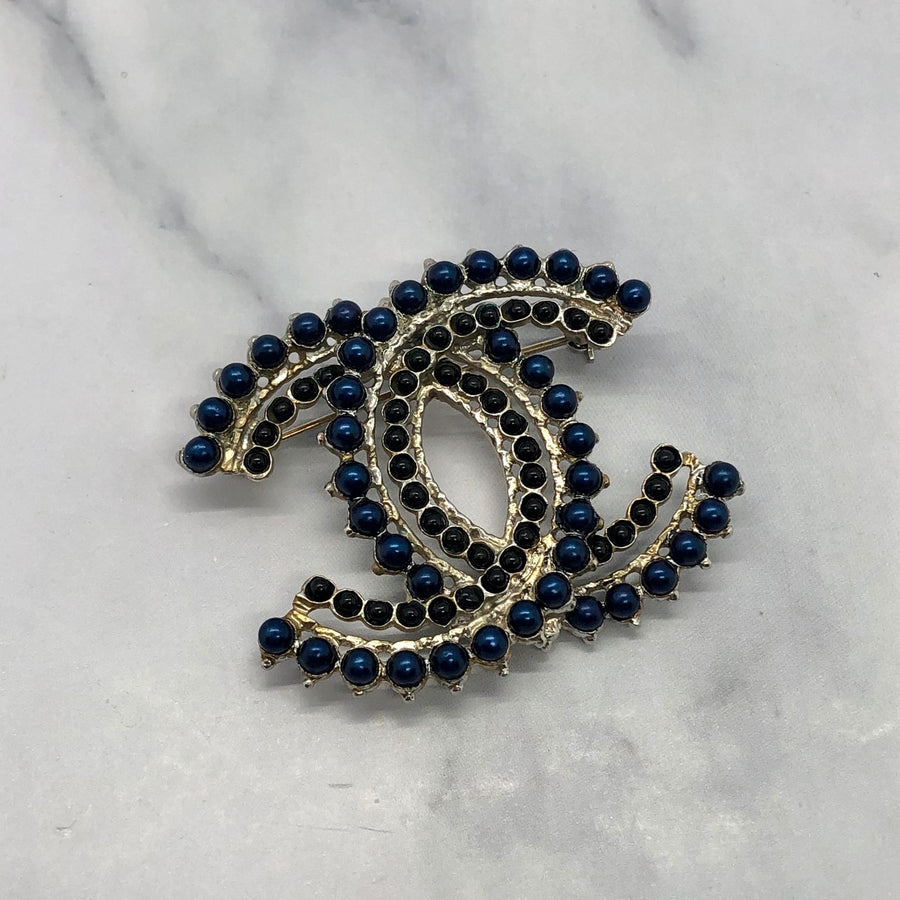 CHANEL CC Blue Pearl Trim 2018 Brooch Pin - Pre owned