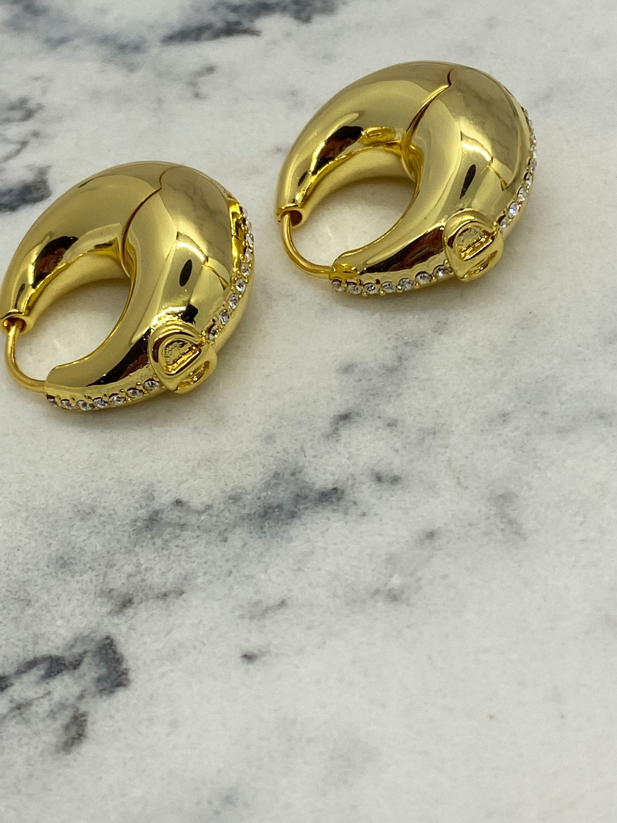 CHRISTIAN DIOR Gold Tone Chunky Hoop Earrings - Pre owned