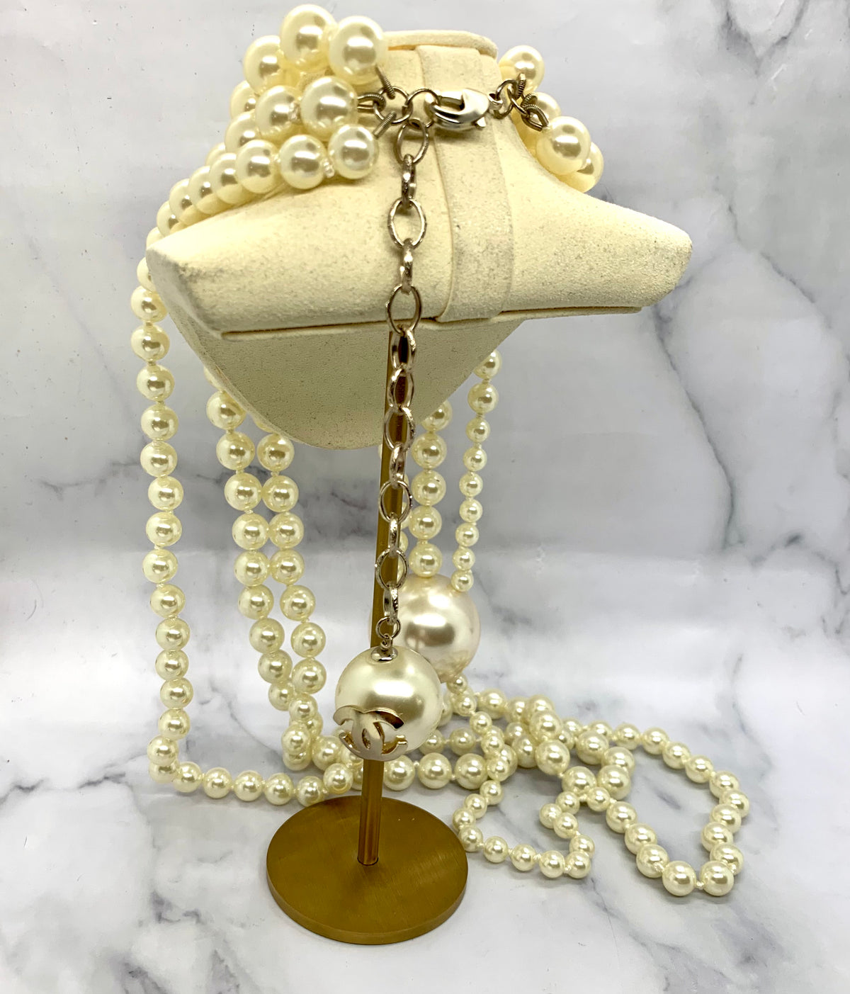 CHANEL CC Giant Pearl Runway Statement Necklace - DAMAGED