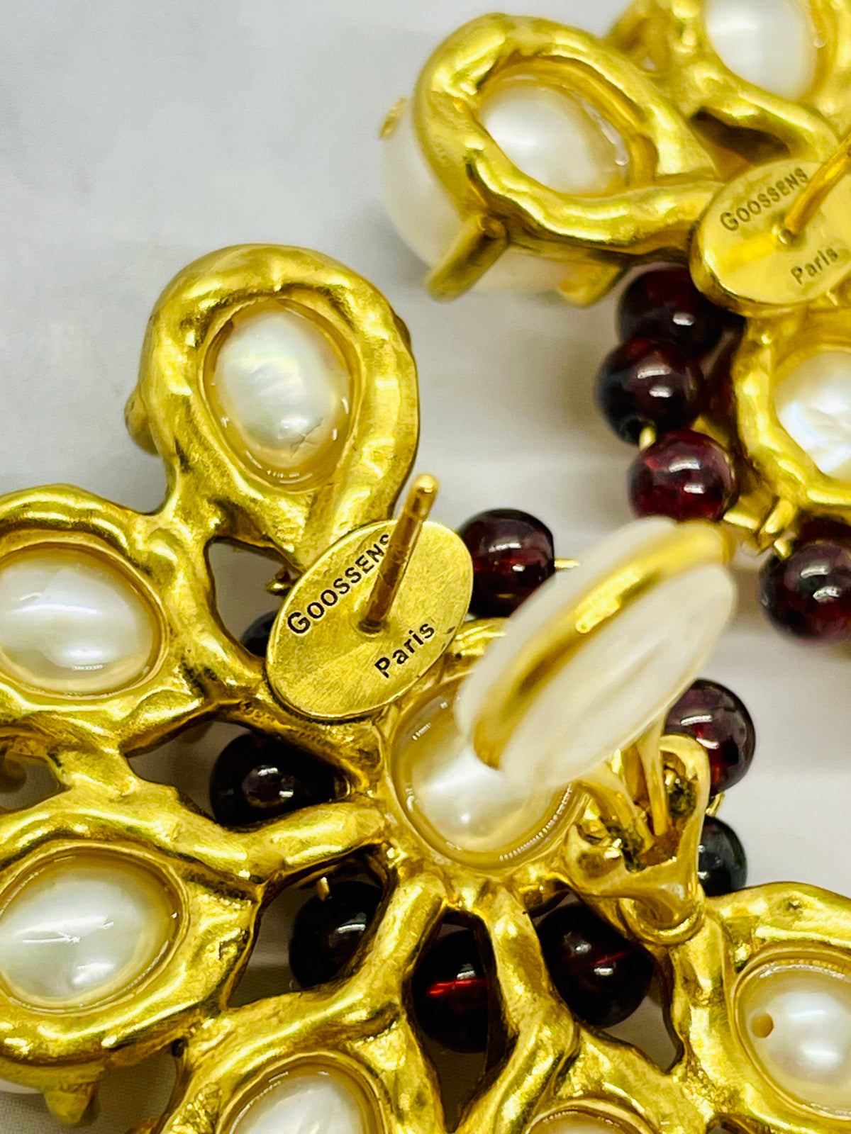 GOOSSENS Paris Pearl Trim Clip On Earrings - Pre owned