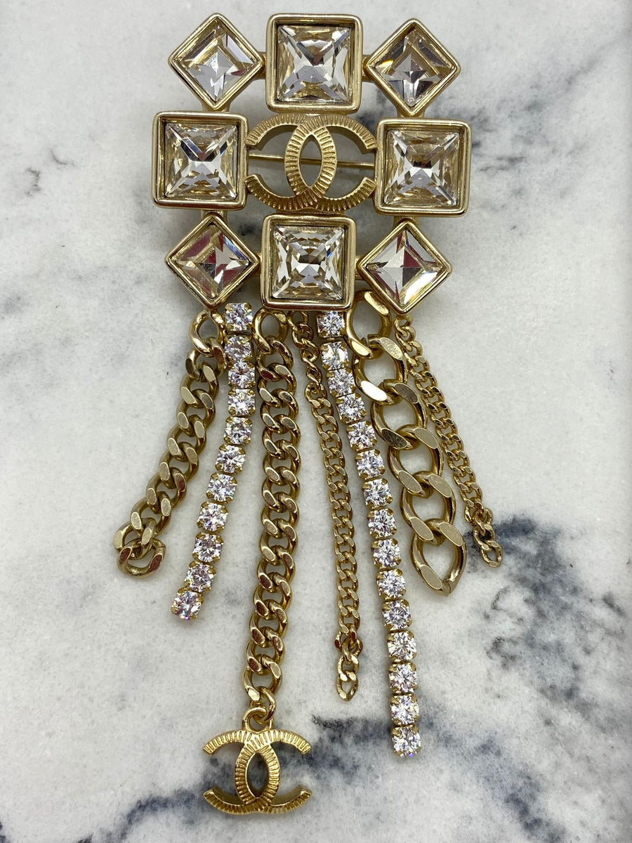 CHANEL CC Brass Tone & Rhinestone Luxury Brooch Pin - Pre owned