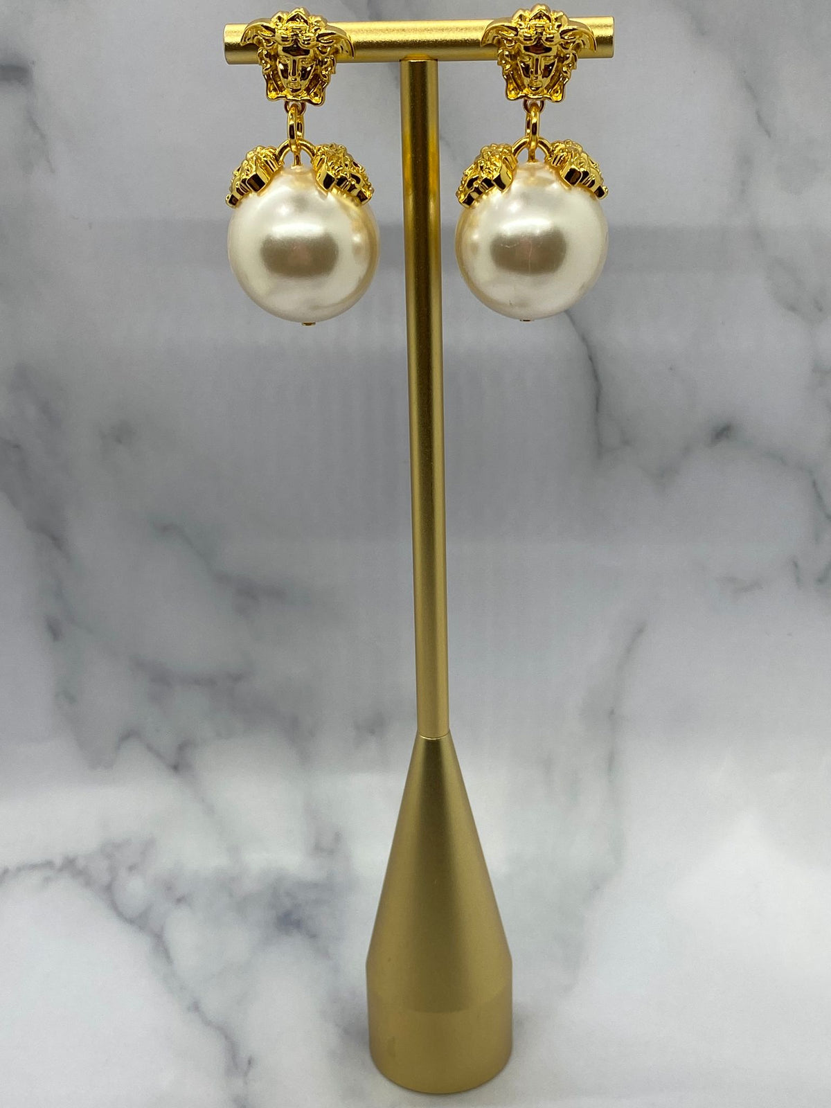 VERSACE Medusa Pearl Pendant Earrings - Pre owned