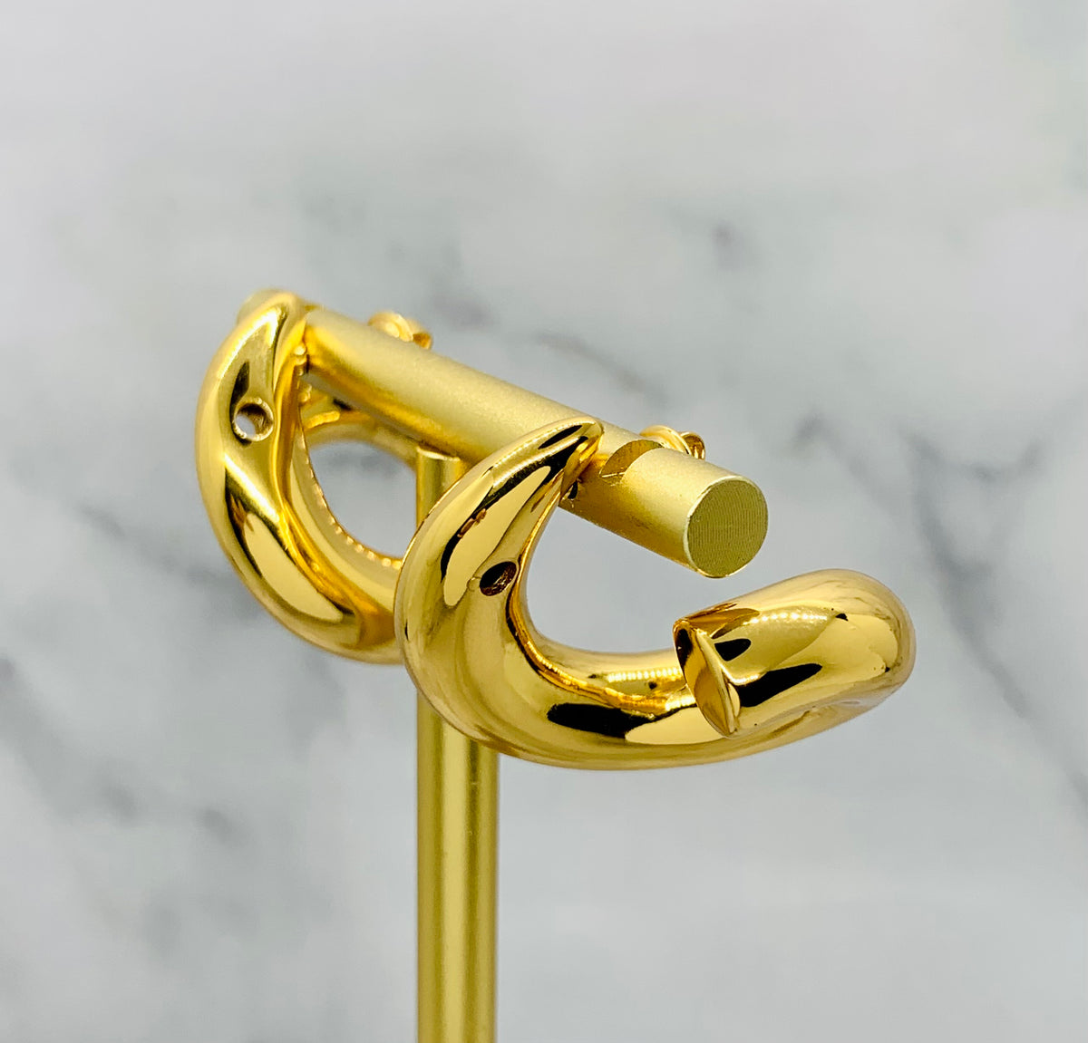BOTTEGA VENETA Swirl Gold Hoop Earrings - Pre owned