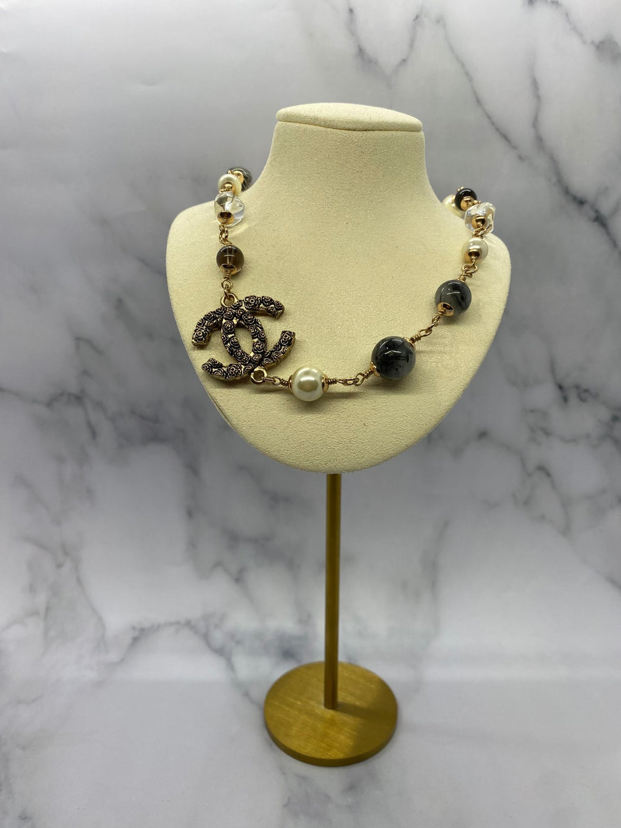 CHANEL CC Short Charm Necklace - Pre owned