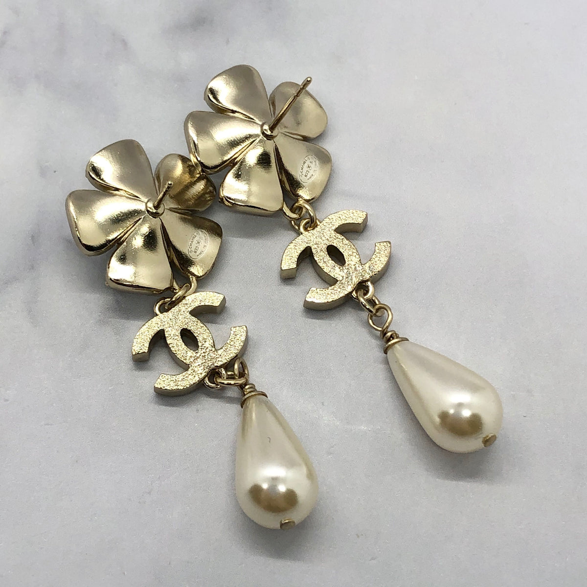 CHANEL CC Rhinestone Floral Pendant Earrings - USED