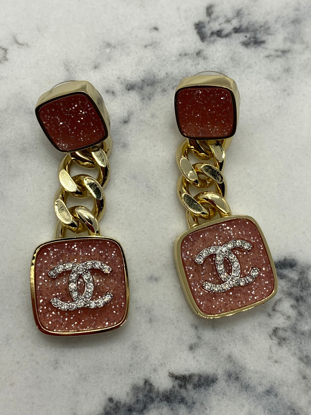 CHANEL CC Enamel Coral & Gold Chain Pendant Earrings - Pre owned