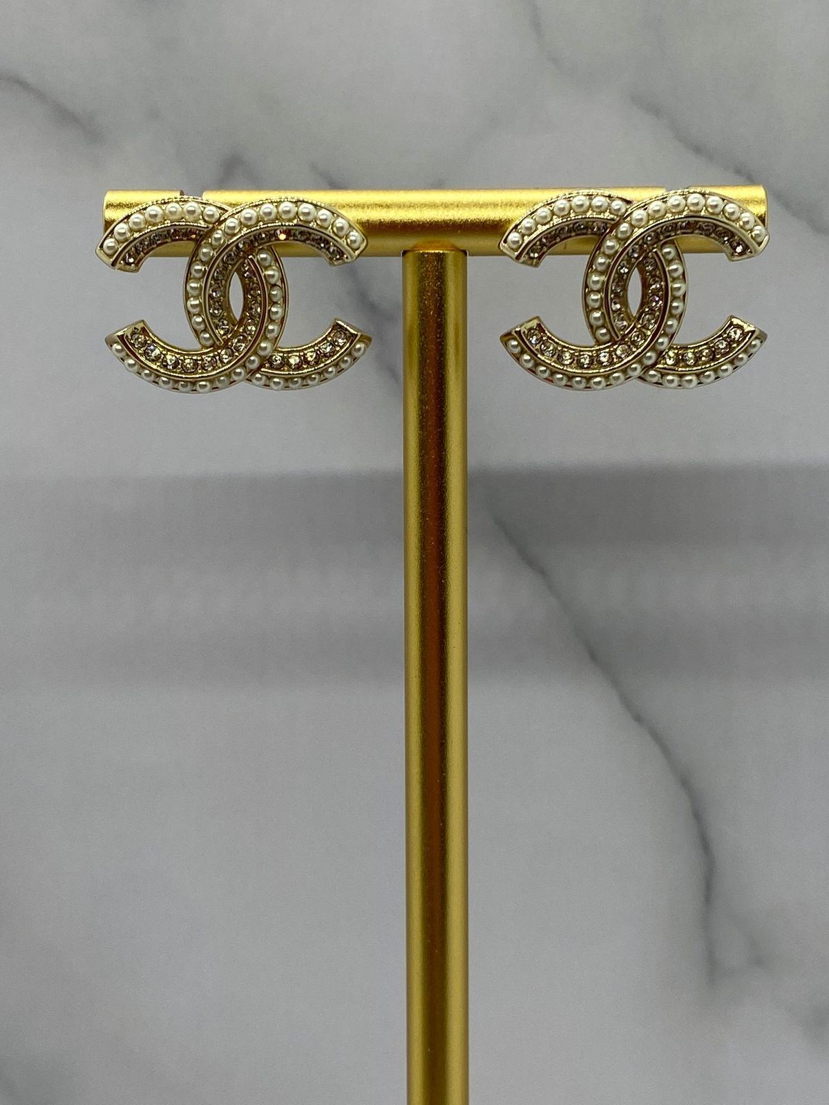 CHANEL CC Gold Tone Pearl & Rhinestone Small Earrings - Pre owned