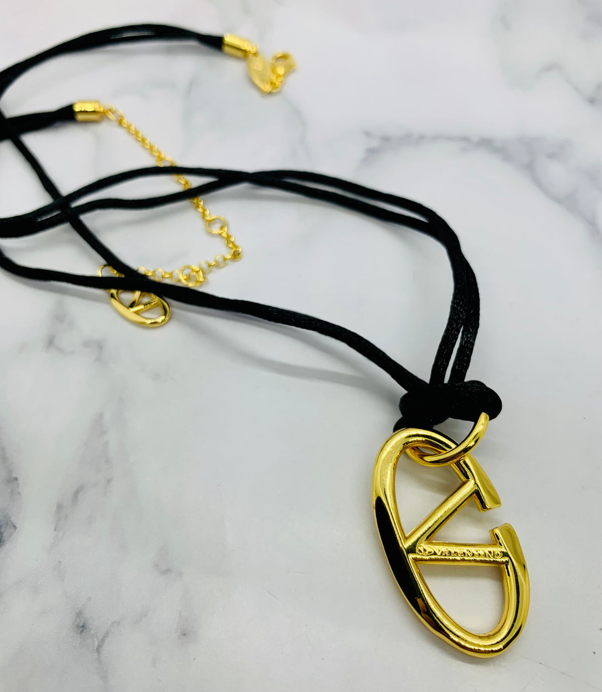 VALENTINO V Black Rope Necklace - Pre owned