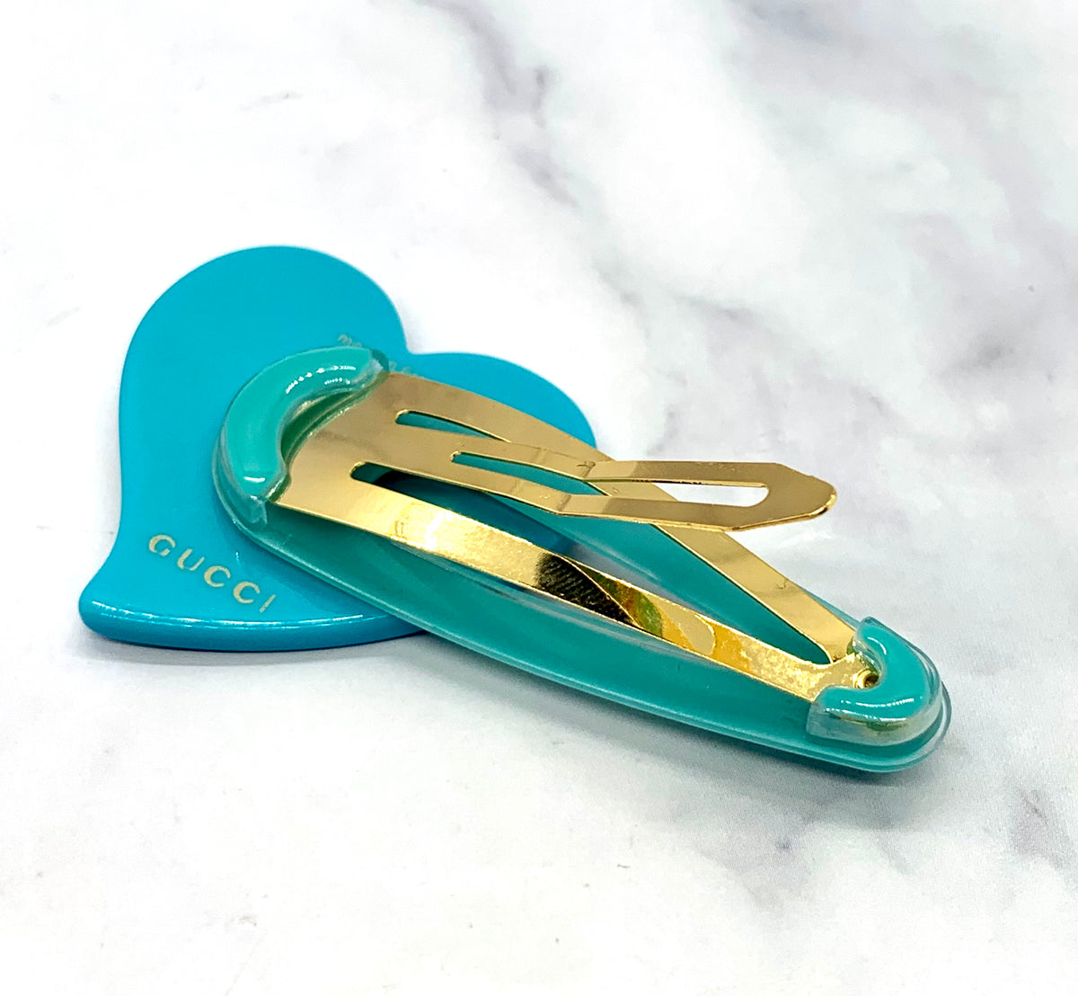 GUCCI GG Teal Heart Hair Clip - Pre owned
